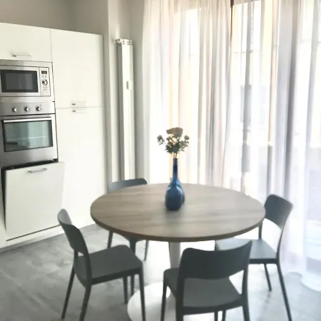 Al Molo Apartment *